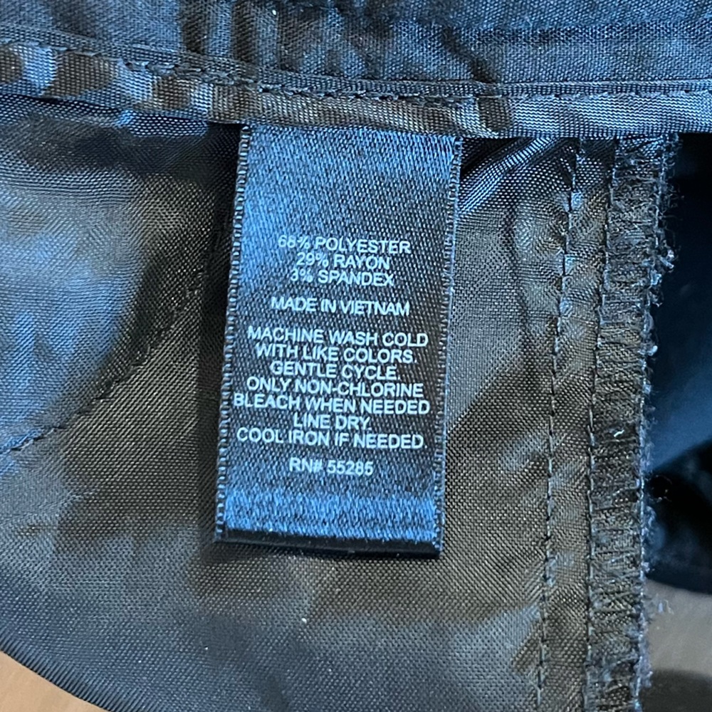 Express Editor Crop Pant - Picture 8 of 8